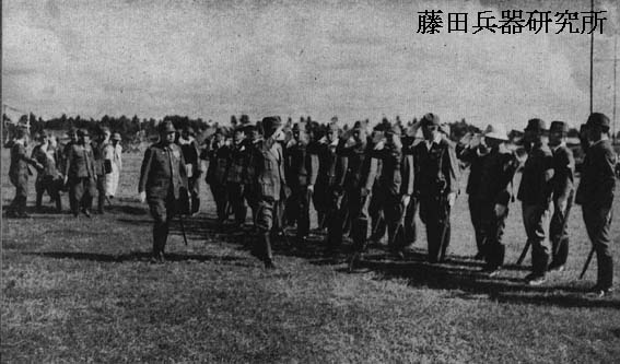 shisatu02.jpg (40588 バイト)